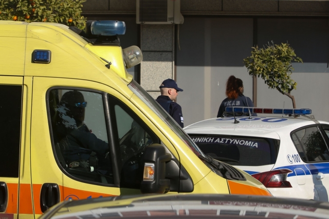 Θεσσαλονίκη: Άνδρας επιτέθηκε με μαχαίρι σε 19χρονη κοπέλα