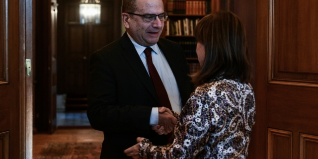 Υποκλοπές: Κυβερνητική μεθόδευση να αλλάξει άρον – άρον η σύνθεση της ΑΔΑΕ