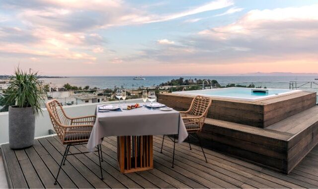Το Glyfada Riviera Hotel επανασυστήνεται στην Αθηναϊκή Ριβιέρα, υπό τη διαχείριση της SWOT Hospitality