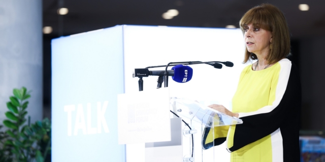 Η Κατερίνα Σακελλαροπούλου