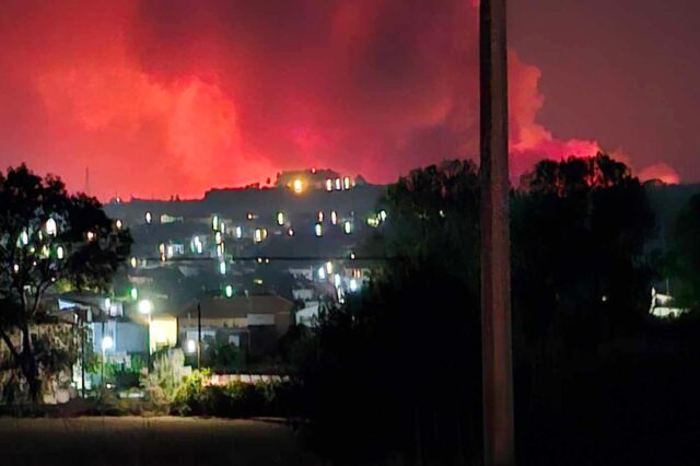 Έβρος: Ανεξέλεγκτη η φωτιά – Ανάμεσα σε Γιαννούλη και Σουφλί οι φλόγες