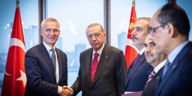 ΝΑΤΟ: Ο Στόλντενμπεργκ περιμένει από Ουγγαρία και Τουρκία να επικυρώσουν άμεσα την είσοδο της Σουηδίας