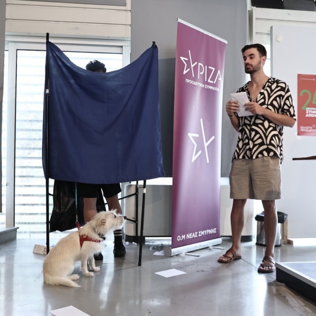 Στιγμιότυπο από τις εκλογές για την προεδρία του ΣΥΡΙΖΑ