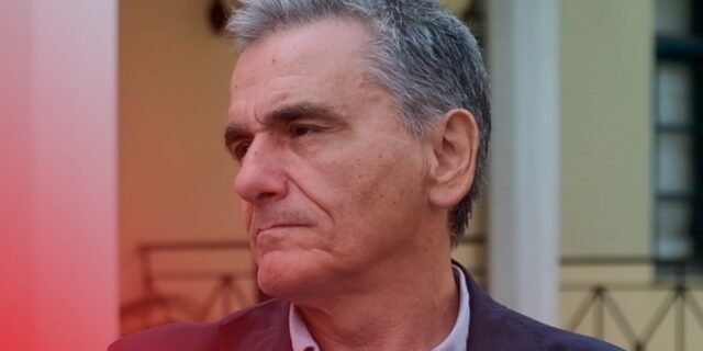 Ευκλείδης Τσακαλώτος στο NEWS 24/7: “Πιστεύω στην αριστερή ταυτότητα, οι κεντρώες λύσεις δε δουλεύουν”