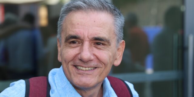 Εκλογές ΣΥΡΙΖΑ – Τσακαλώτος: “Σημαντική ημέρα για την κοινωνία και τον κόσμο της Αριστεράς”
