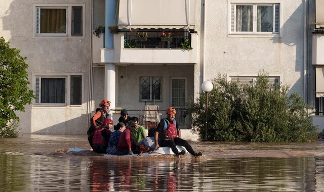 Πλημμύρες στη Θεσσαλία: Επισήμως επτά οι αγνοούμενοι