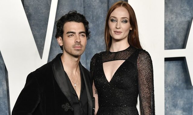 Joe Jonas – Sophie Turner: Χωρίζουν μετά από τέσσερα χρόνια γάμου