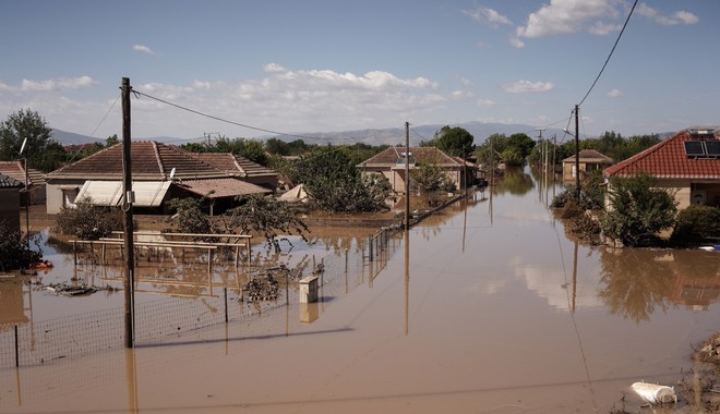 ΔΕΔΔΗΕ: SOS για στοιχεία του Δικτύου που έχουν υποστεί ζημιές – “Μην πλησιάζετε σπασμένες κολώνες και καλώδια”