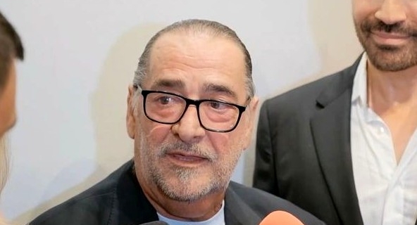 Βασίλης Καρράς
