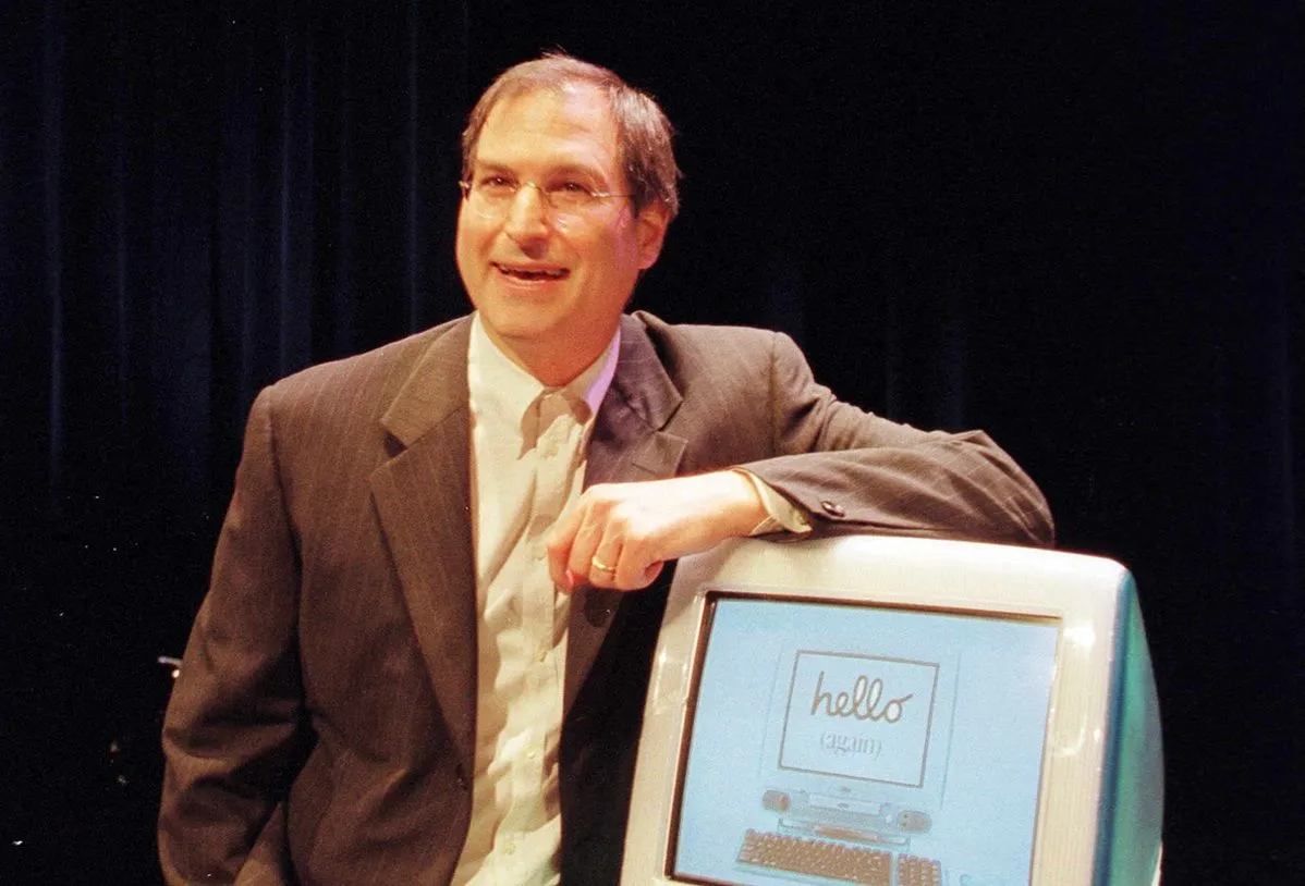 «Οι περισσότεροι ήταν χαζοί»: Η σκληρή άποψη του Στιβ Τζομπς για τους managers