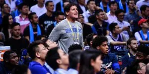 Ο Μαρκ Κιούμπαν παραδέχεται: «Δεν μετανιώνω που πούλησα τους Mavericks — αλλά σε ποιον»