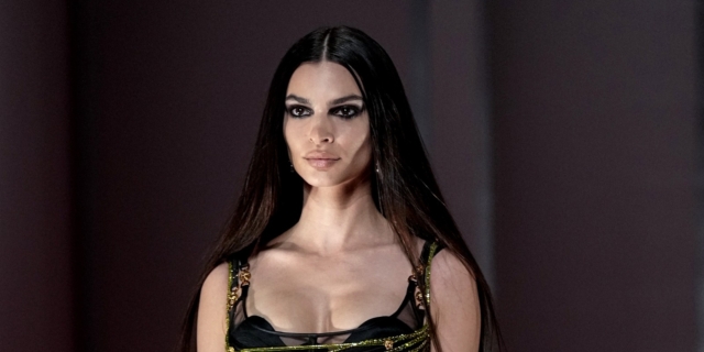 Emily Ratajkowski