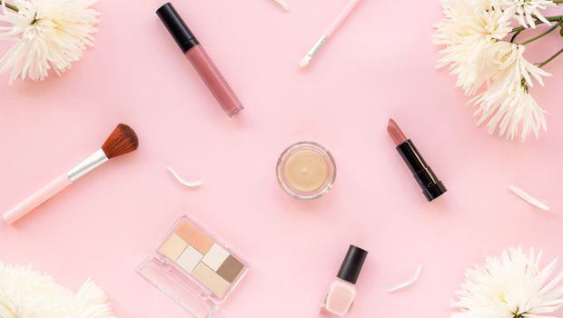 Perfect lips: Steps περιποίησης για βελούδινα χείλη