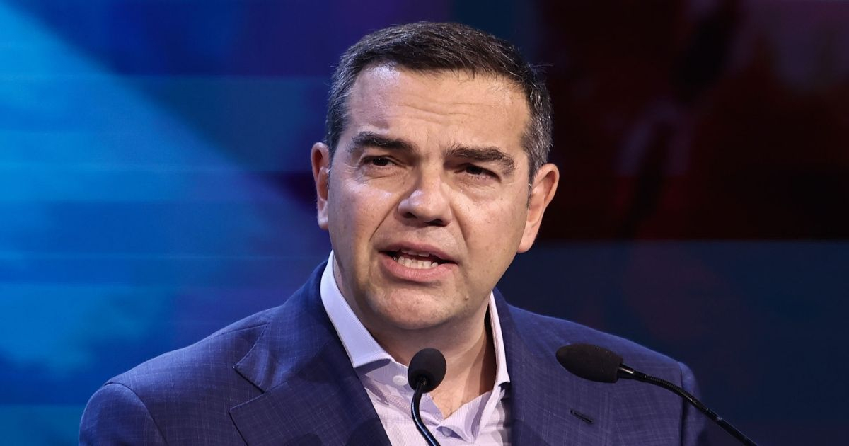 Ο Τσίπρας έρχεται, η κεντροαριστερά ανασυντάσσεται