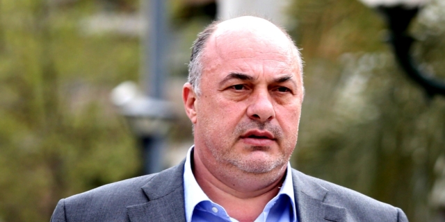 Βάσει νόμου, ο Αχιλλέας Μπέος θα πρέπει να συλληφθεί