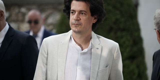 Επιτροπή υπό Μητσοτάκη για την Τεχνητή Νοημοσύνη – Επικεφαλής ο Δασκαλάκης του ΜΙΤ