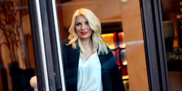 Φαρμακερή σπόντα Ελένης Μενεγάκη σε Ανδρέα Μικρούτσικο