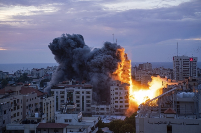 Με αίμα βάφεται ξανά η Μέση Ανατολή – Σφοδρές μάχες του Ισραήλ με τη Χαμάς