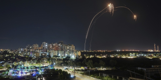 Το Ισραήλ σπεύδει να σβήσει βίντεο για τον βομβαρδισμό του νοσοκομείου στη Γάζα