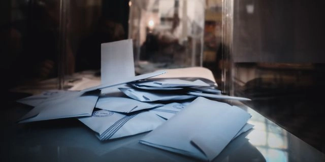 ψηφοφορία για τις δημοτικές και περιφερειακές εκλογές