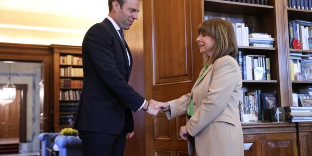 Συνάντηση Κασσελάκη - Σακελλαροπούλου στο Προεδρικό Μέγαρο