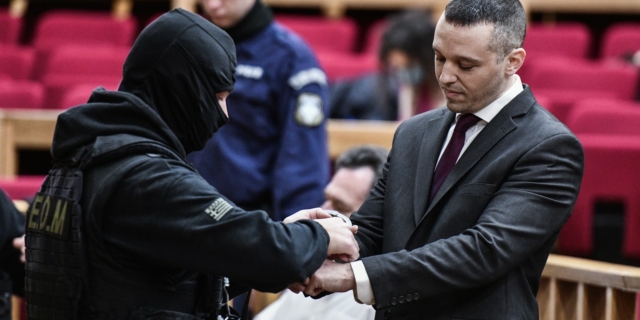 Η Χρυσή Αυγή στη φυλακή: Μισές αλήθειες και χυδαία ψέματα