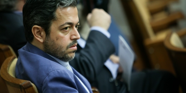 Συμεών Κεδίκογλου: Τραυματίστηκε στη λεκάνη ο βουλευτής του ΣΥΡΙΖΑ