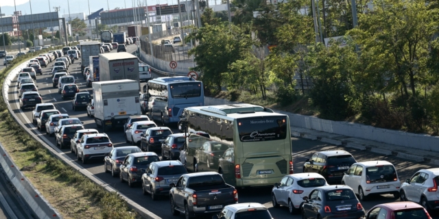 Κίνηση στους δρόμους: Προβλήματα σε Κηφισό και Αθηνών – LIVE ΧΑΡΤΗΣ