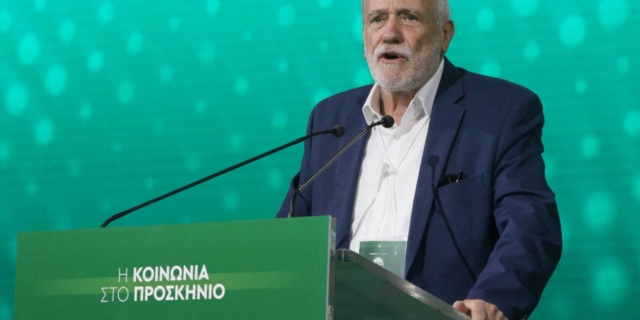 Γιάννης Κουτσούκος