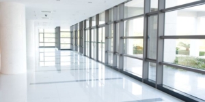 Δείτε πώς “μεταμορφώνεται” παλιό κτίριο γραφείων στο κέντρο της Αθήνας σε σύγχρονο “στολίδι”