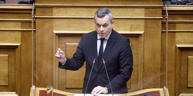 Χάρης Μαμουλάκης