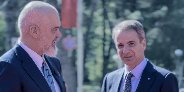 Mήνυμα Mητσοτάκη στην Aλβανία για Mπελέρη