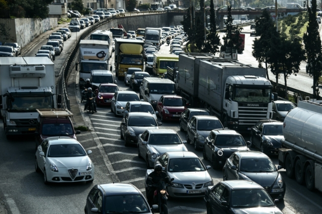 Αυτοκίνητα στην Αθήνα