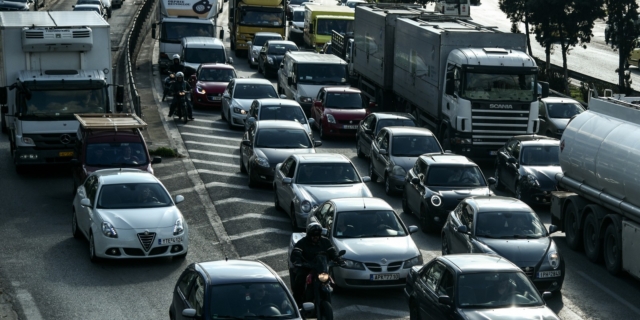 Αυτοκίνητα στην Αθήνα