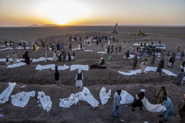 Ξεπέρασαν τους 4.500 οι νεκροί από τον σεισμό στο Αφγανιστάν