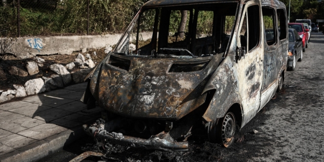 Επεισόδια στην Πανεπιστημιούπολη στου Ζωγράφου – Ένας τραυματίας αστυνομικός