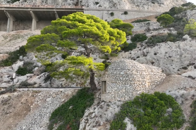 Κακιά Σκάλα: Η άγνωστη ιστορία των αθέατων πυροβολείων του Β’ Παγκοσμίου Πολέμου