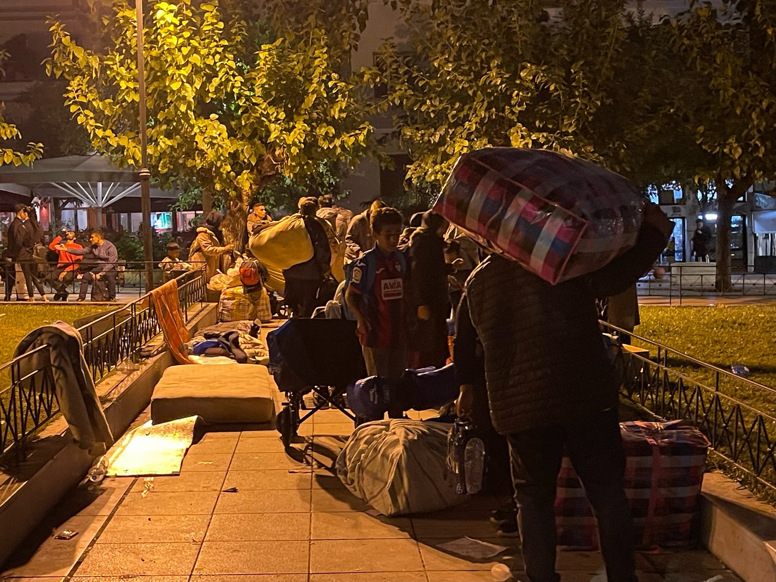 Πρόσφυγες στην πλατεία Βικτωρίας