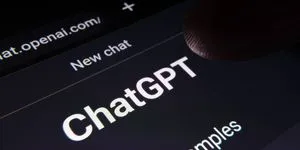 Γιατί το ChatGPT σου δίνει καλύτερες απαντήσεις όταν του μιλάς άσχημα