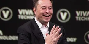 Μπορεί να νικηθεί ο θάνατος; Ο Έλον Μασκ λέει «ναι» και δίνει τη λύση του