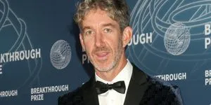 Πώς ένας δισεκατομμυριούχος επανεφηύρε τη ζωή του μόλις αποχώρησε από CEO της εταιρείας του