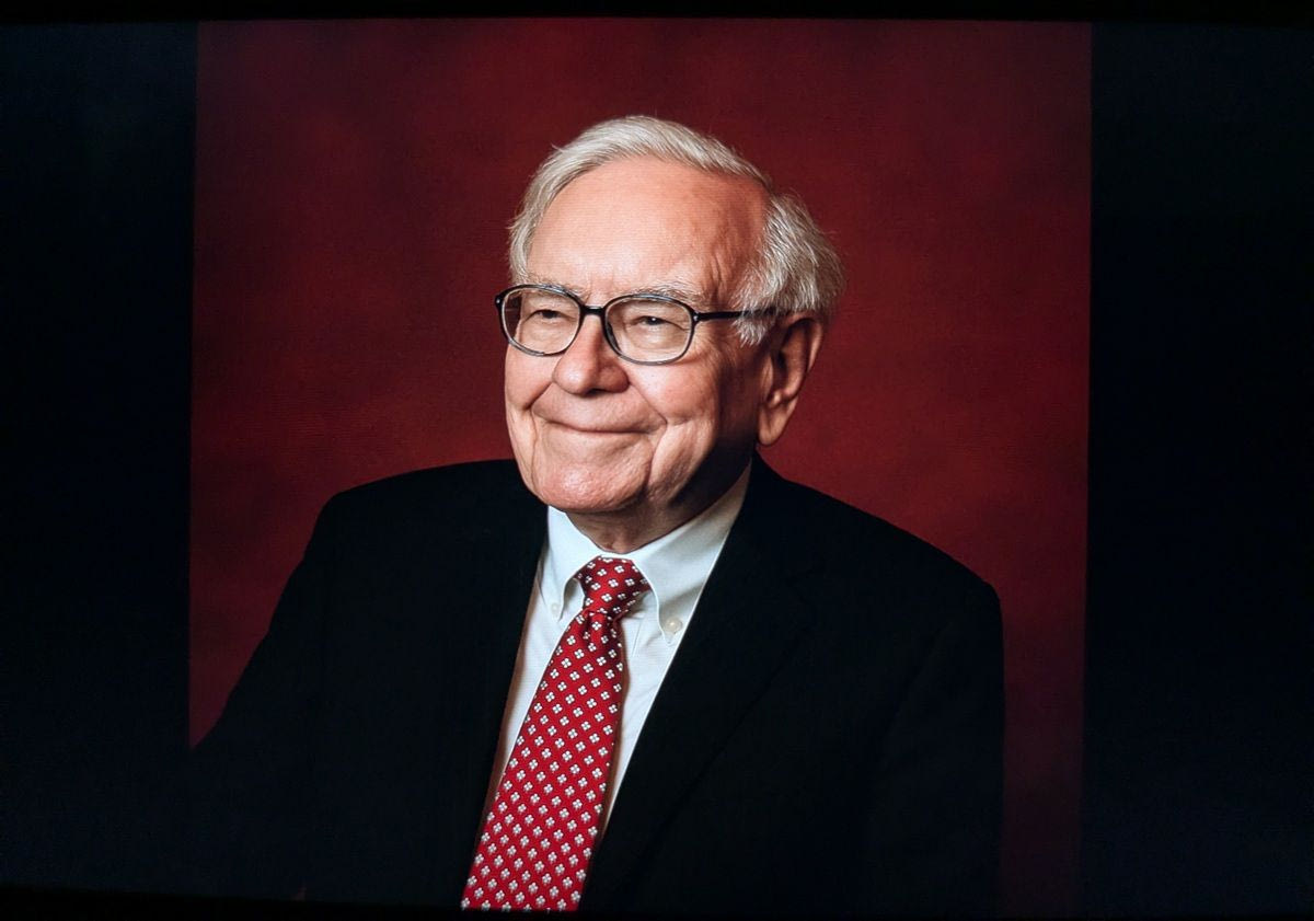Γουόρεν Μπάφετ: «Βρες τον δικό σου δρόμο» – Η συμβουλή ζωής πίσω από την επιτυχία