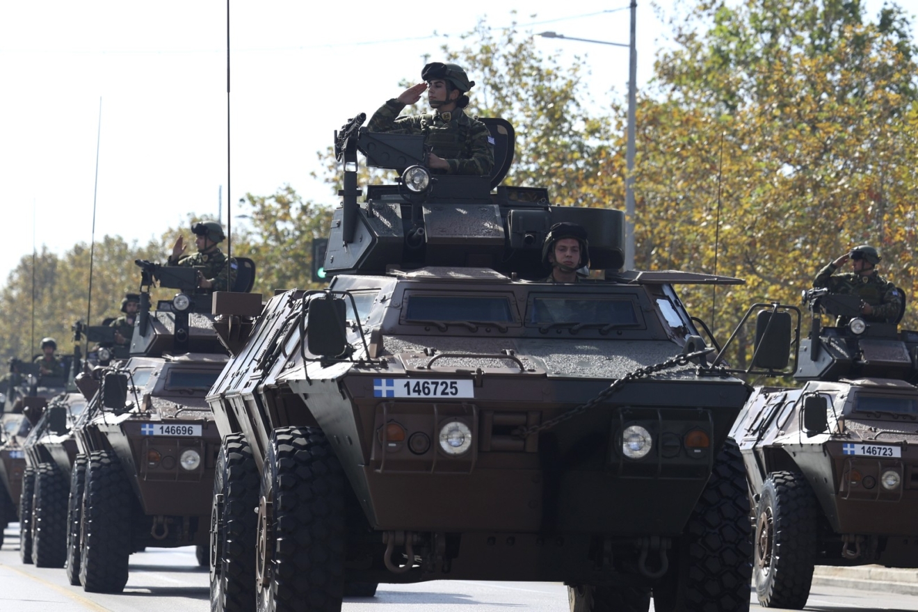 Στρατιωτική παρέλαση στη Θεσσαλονίκη για την 28η Οκτωβρίου