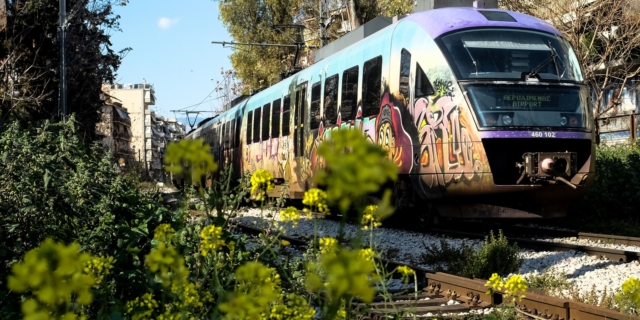 Προαστιακός, φωτογραφία αρχείου