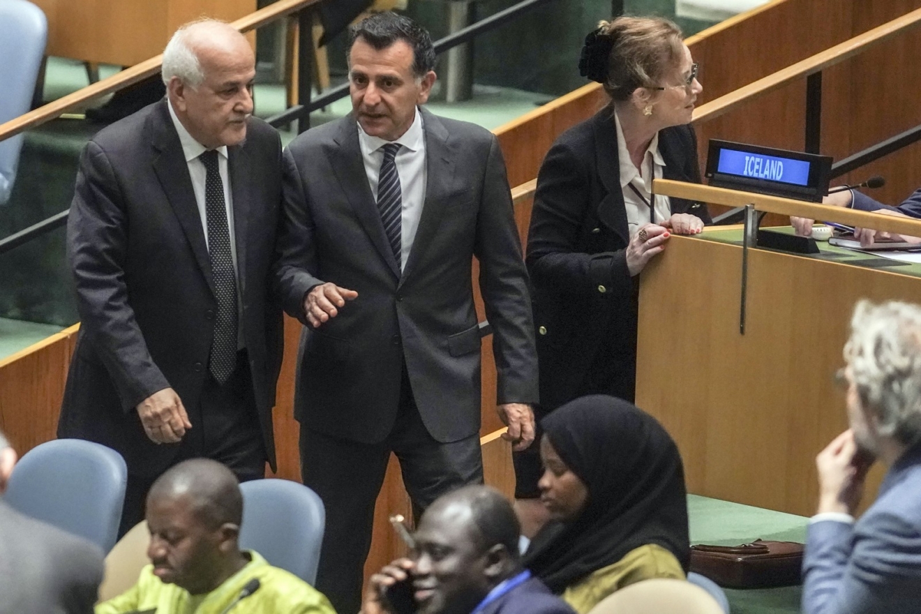 Ο πρέσβης της Παλαιστίνης στον ΟΗΕ Riyad Mansour και ο πρέσβης της Ιορδανίας Mahmoud Hmoud