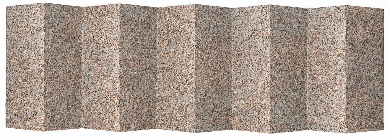 Ρένα Παπασπύρου, Εικόνες στην ύλη, πλασικοποιημένο αυτοκόλλητο, σχέδια με μαρκαδόρο, 2023, 60 χ 180 εκ. Συλλογή της καλλιτέχνιδας.