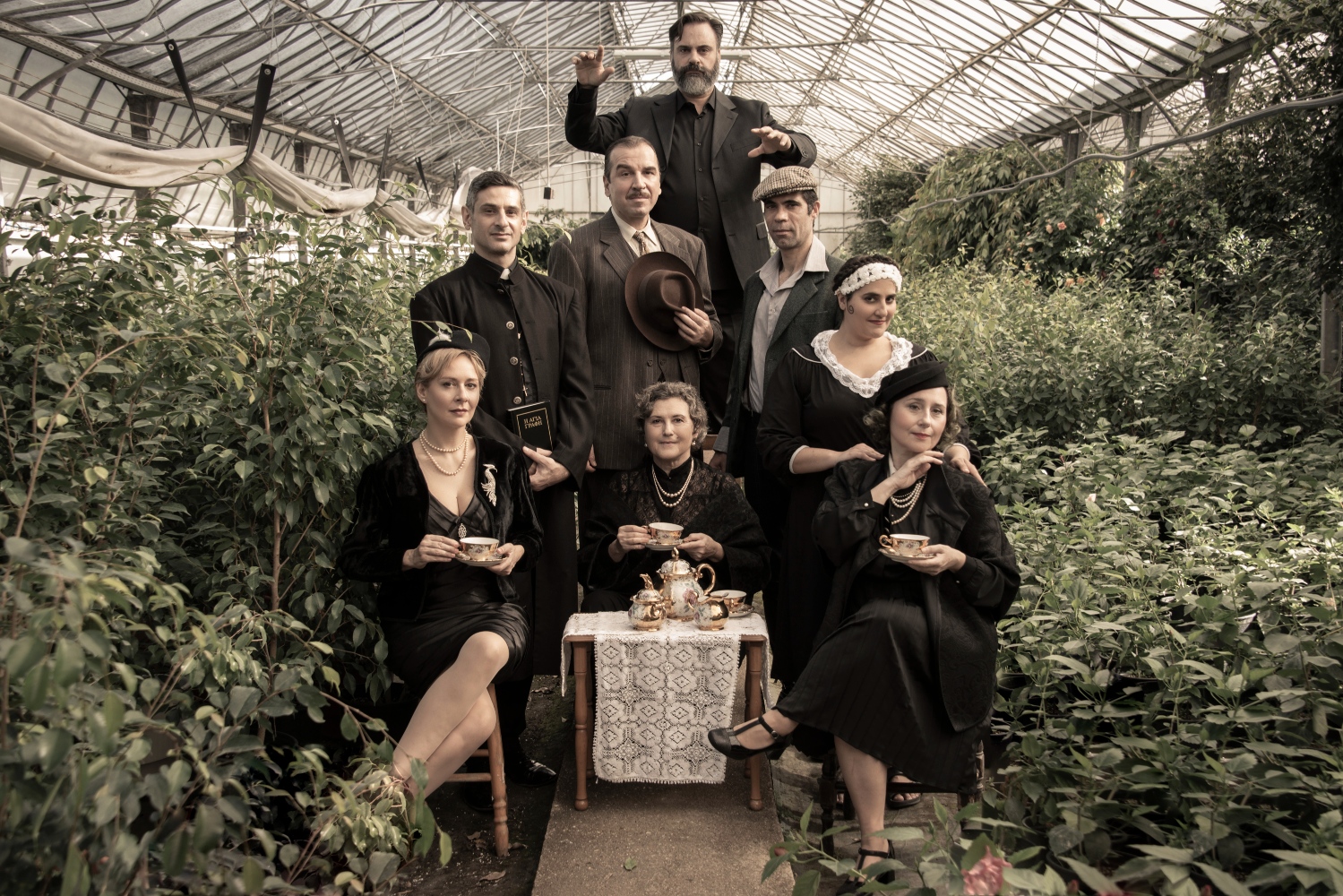 “ΕΛΑΤΕ ΝΑ ΠΙΟΥΜΕ ΕΝΑΝ ΚΑΦΕ…” του Πιέρο Κιάρα 