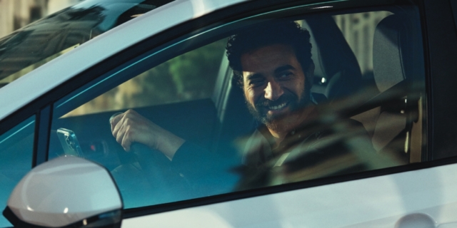 Η Uber προσφέρει τη δυνατότητα ενοικίασης αυτοκινήτου στην Ελλάδα μέσω της εφαρμογής Uber