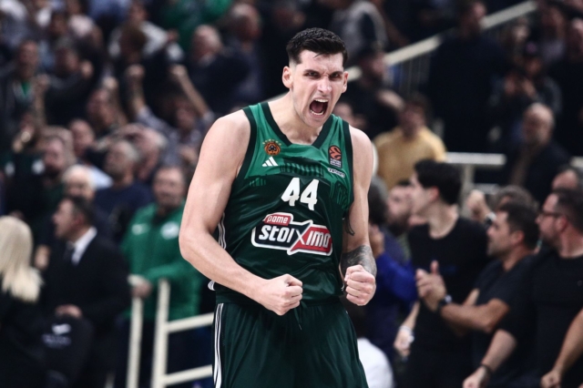 Παναθηναϊκός – Ζάλγκιρις 73-71: Μήτογλου και Σλούκας υπέγραψαν τη νίκη στο θρίλερ του ΟΑΚΑ