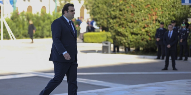 Πιερρακάκης για Πολυτεχνείο: Το αίτημα για “Ψωμί – Παιδεία – Ελευθερία” παραμένει επίκαιρο